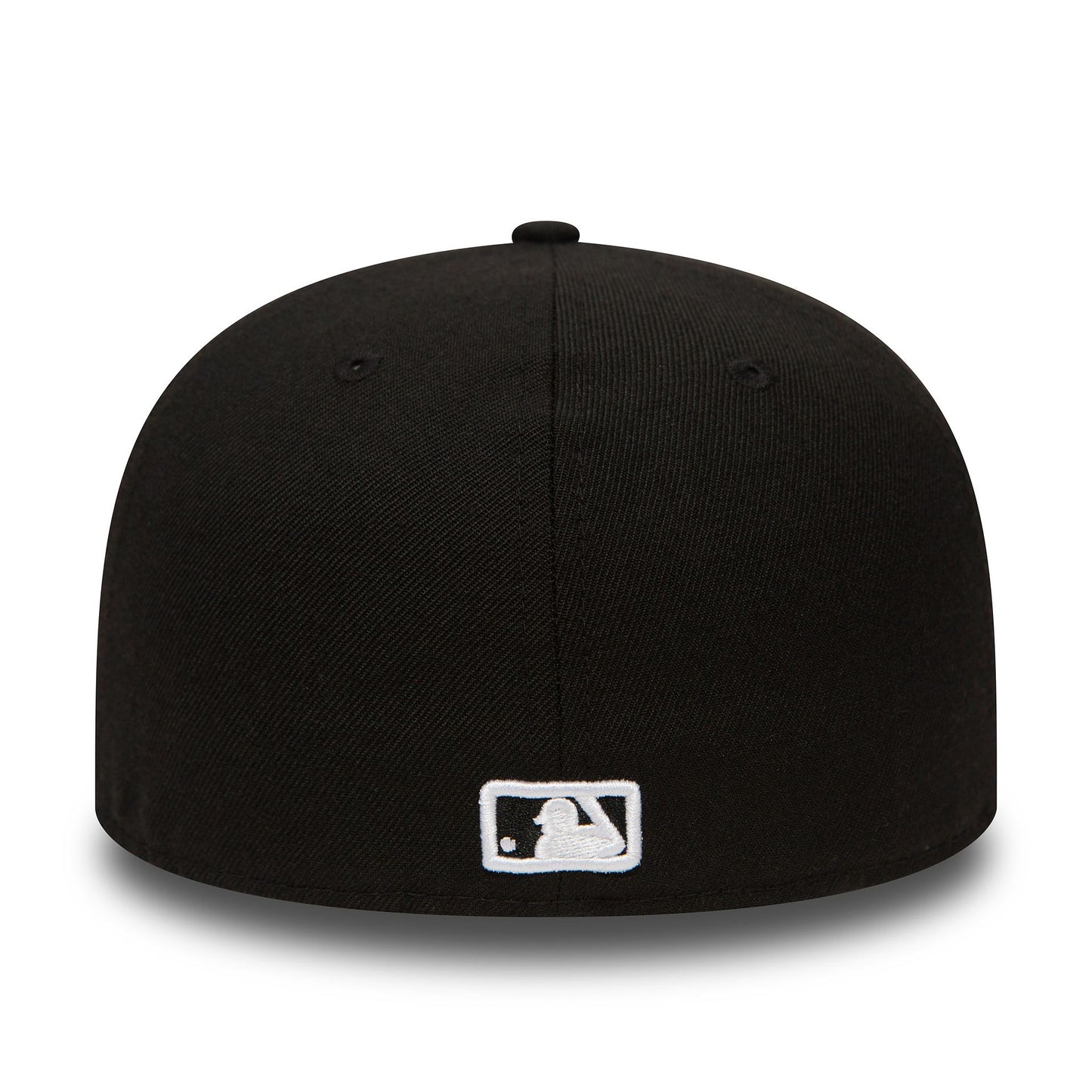 This is a New York Yankees Essential Black 59FIFTY Cap 5