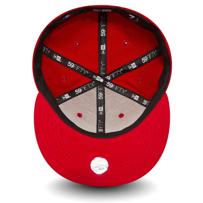 This is a New York Yankees Essential Red 59FIFTY Cap 4