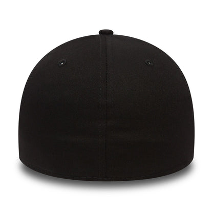 This is a New York Yankees Classic Black 39THIRTY Cap 4