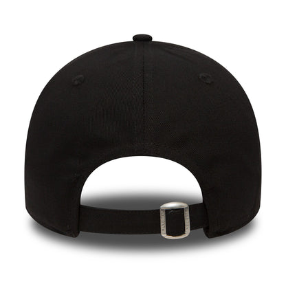 This is a New York Yankees Essential Black 9FORTY Cap 2