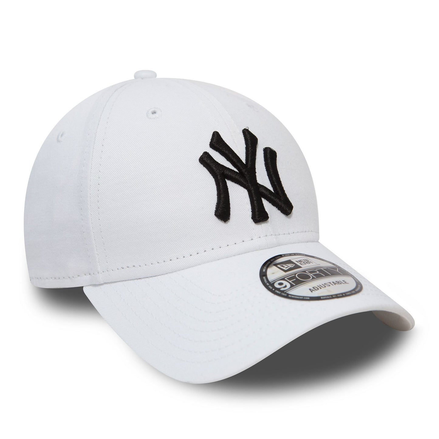 This is a New York Yankees Essential White 9FORTY Cap 3