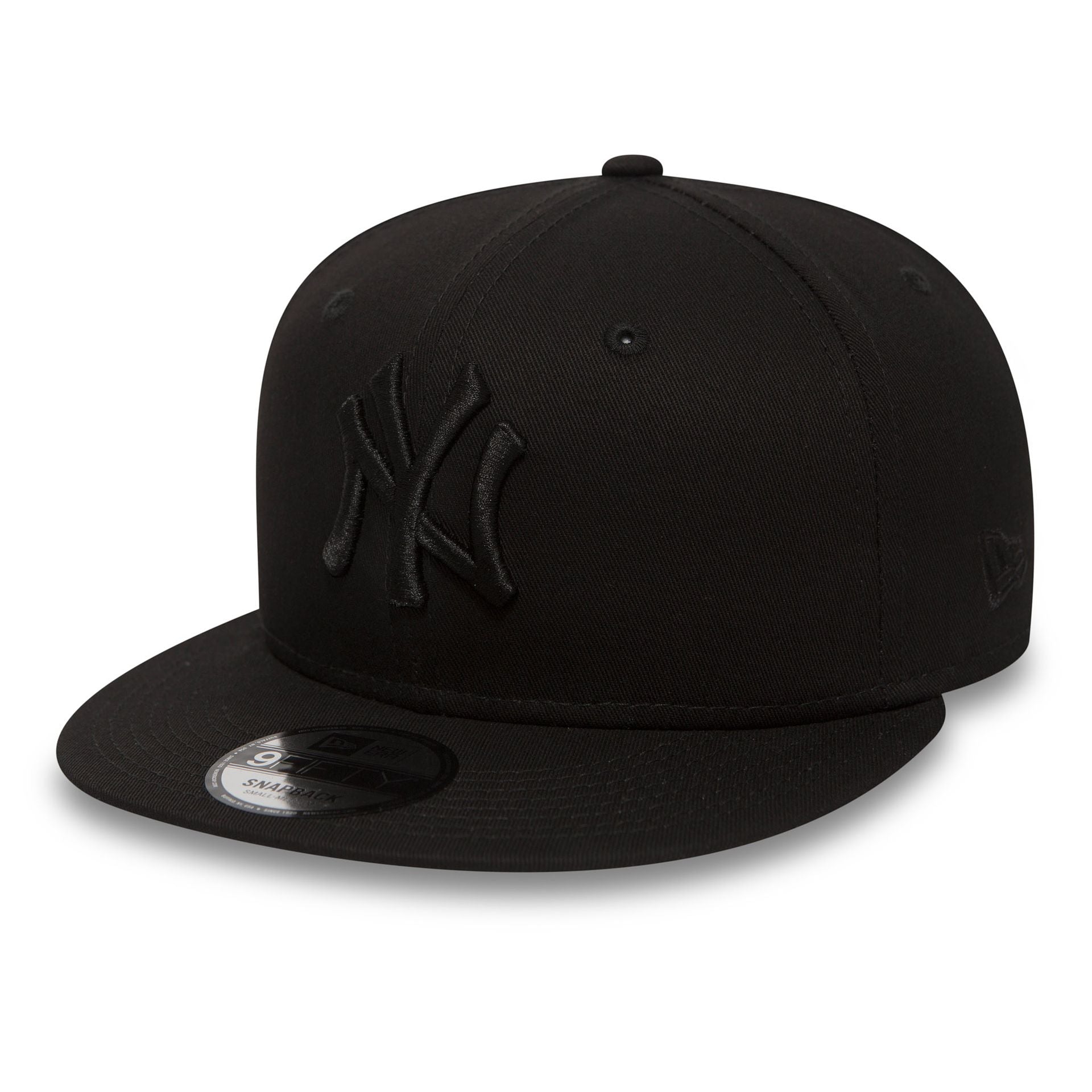 This is a New York Yankees Black On Black 9FIFTY Cap 1