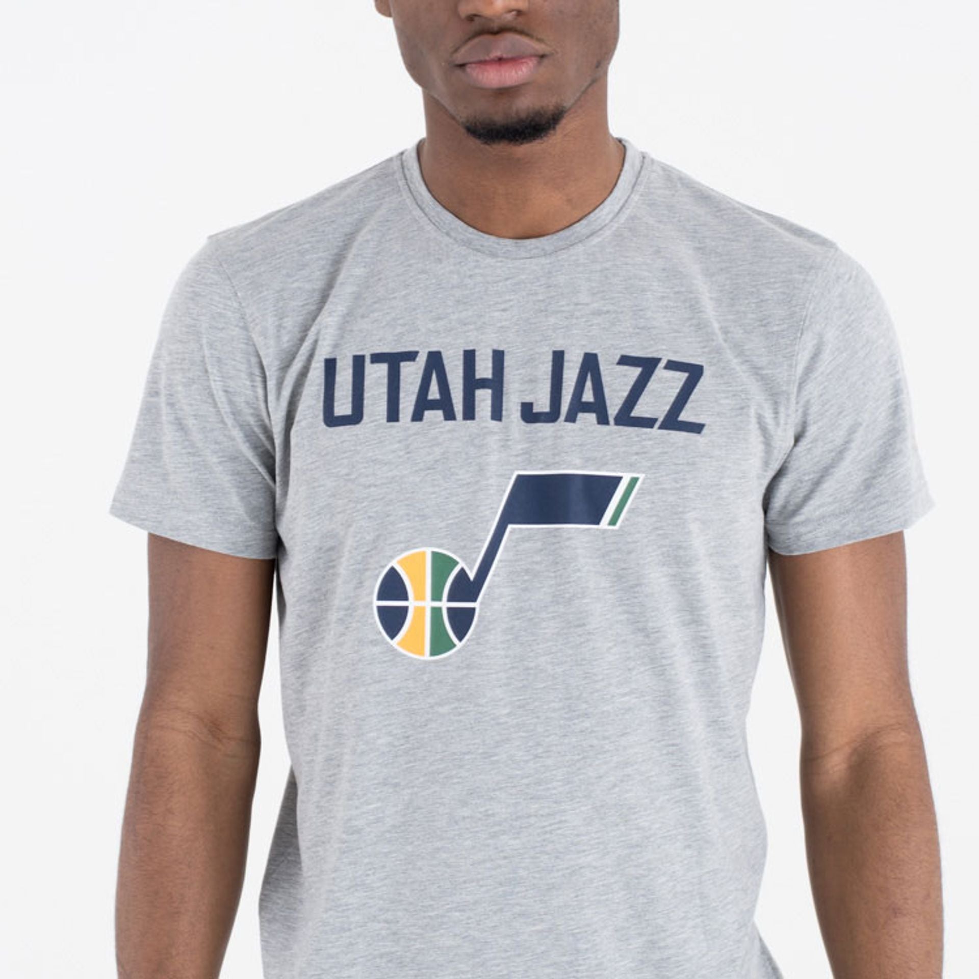 The Male model is wearing Utah Jazz Team NBA Team Logo Grey T-Shirt 1