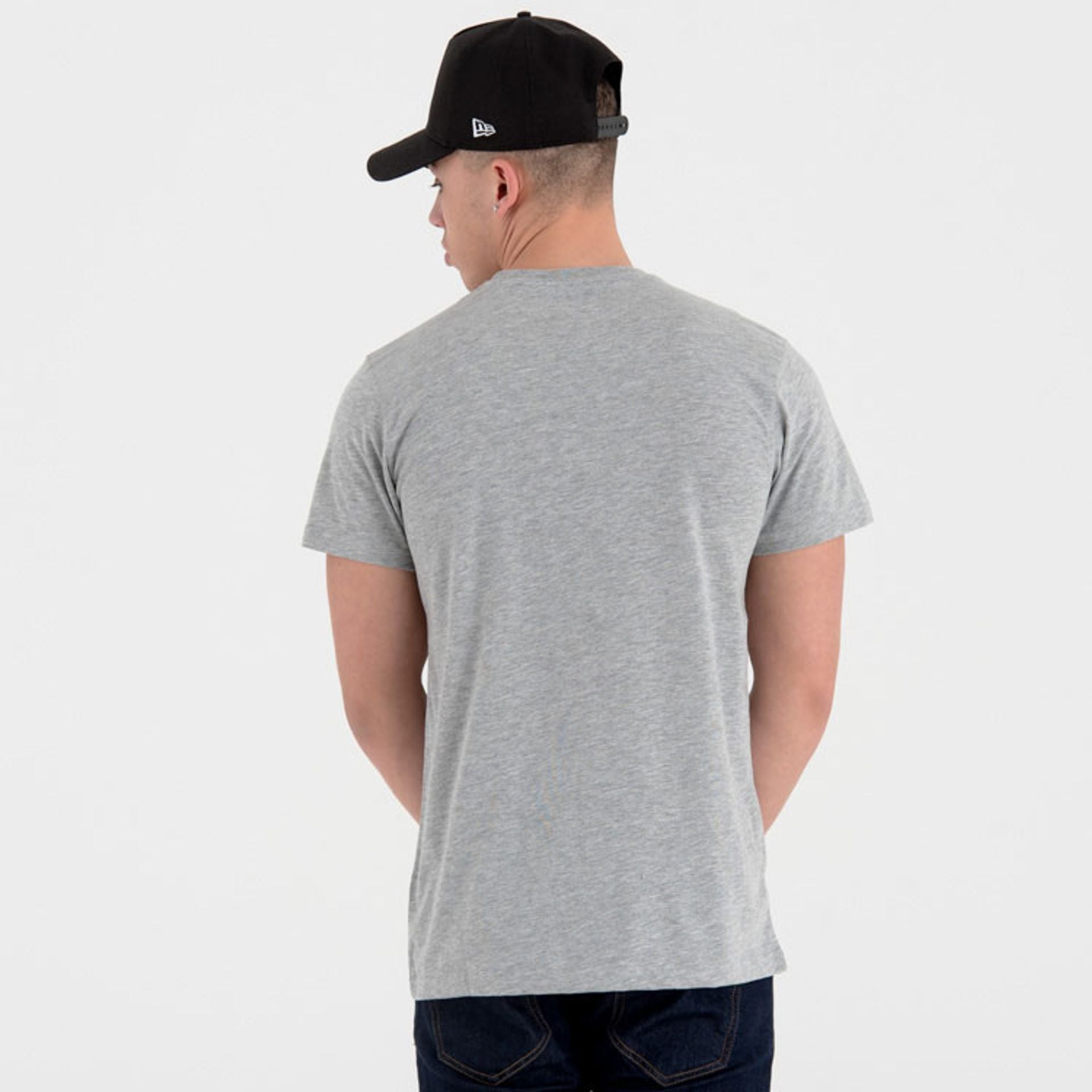 The Male model is wearing Denver Nuggets NBA Team Logo Grey T-Shirt 4