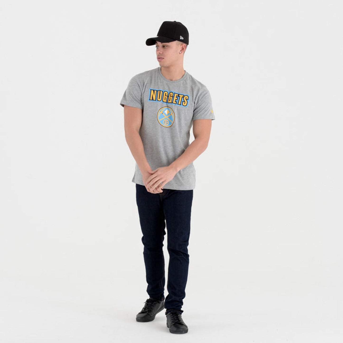 The Male model is wearing Denver Nuggets NBA Team Logo Grey T-Shirt 5