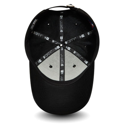 This is a New York Yankees Diamond Era Black 9FORTY Cap 2