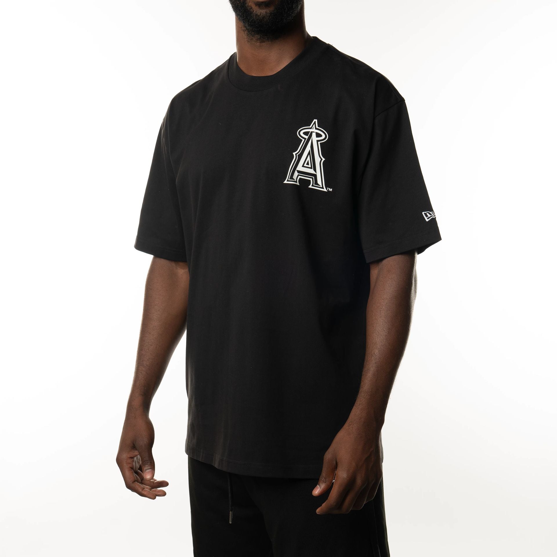 The Male model is wearing LA Angels Freeway Series Black T-Shirt  1