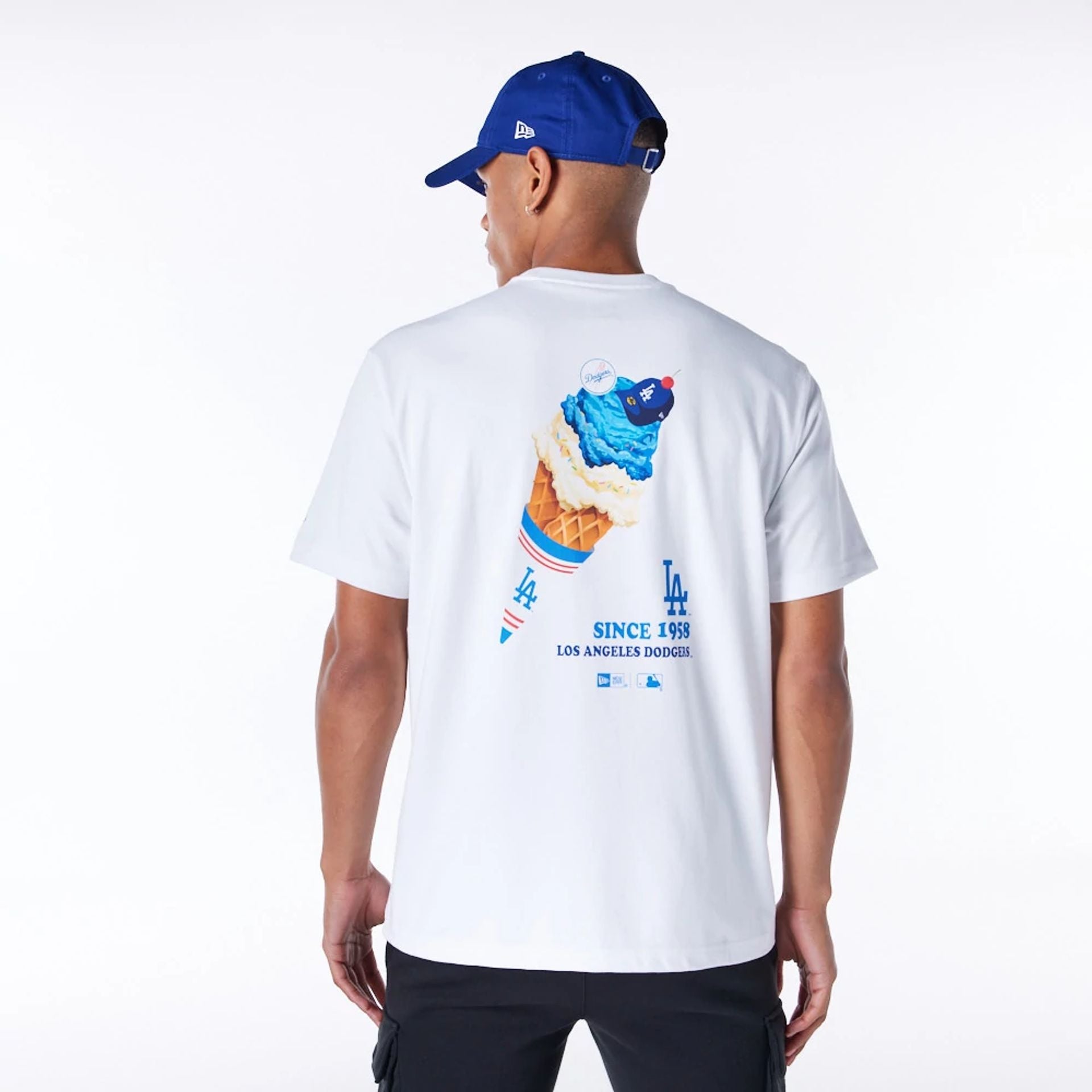 The Male model is wearing LA Dodgers MLB Home New Era Korea White T-Shirt 2