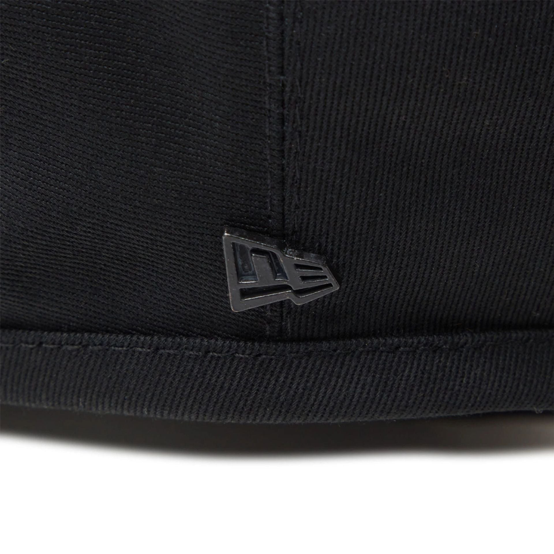 This is a New Era Japan Patch Variations Black Beret Hat 6