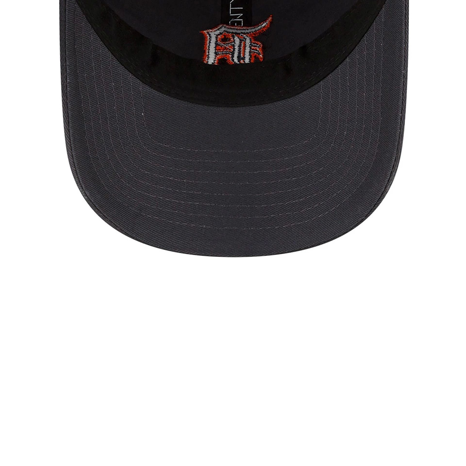 This is a Detroit Tigers MLB Core Classic Dark Grey 9TWENTY Adjustable Cap 4