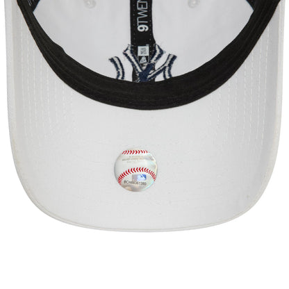 This is a New York Yankees MLB Core Classic White 9TWENTY Adjustable Cap 5