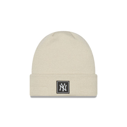 This is a New York Yankees Team Stone Beanie Hat 1