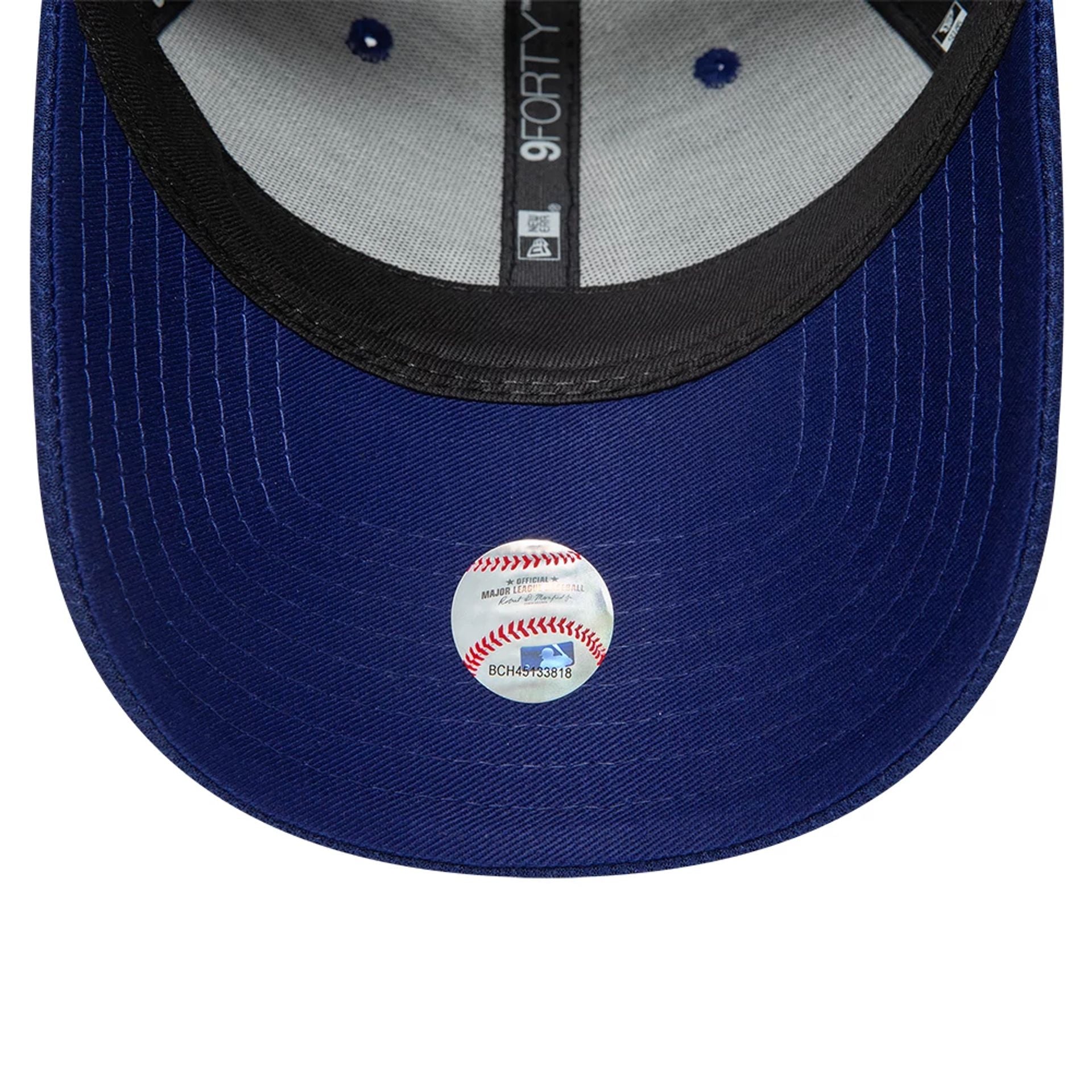 This is a LA Dodgers Diamond Era Essential  Blue 9FORTY Adjustable Cap 5