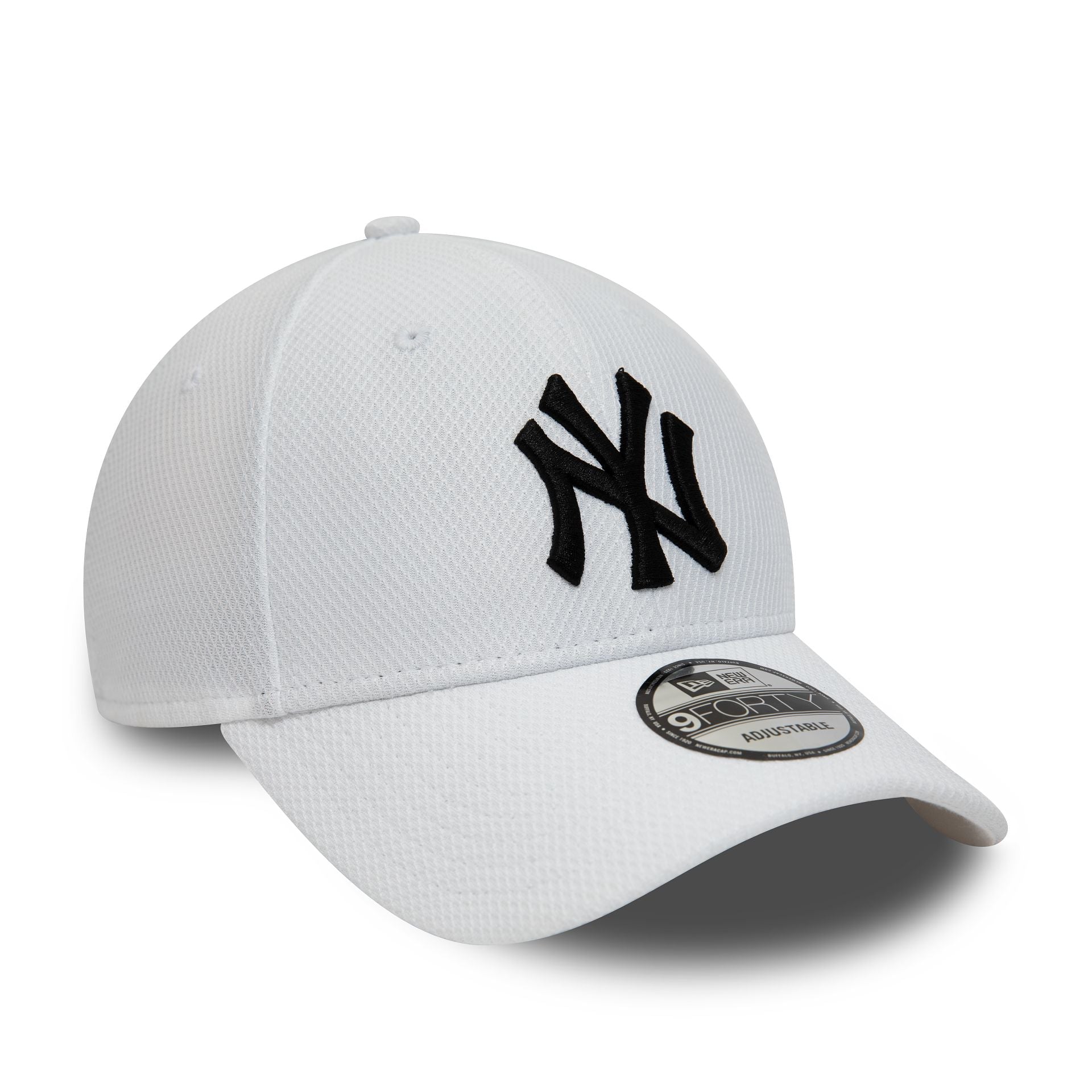 This is a New York Yankees Diamond Era Essential White 9FORTY Adjustable Cap 3