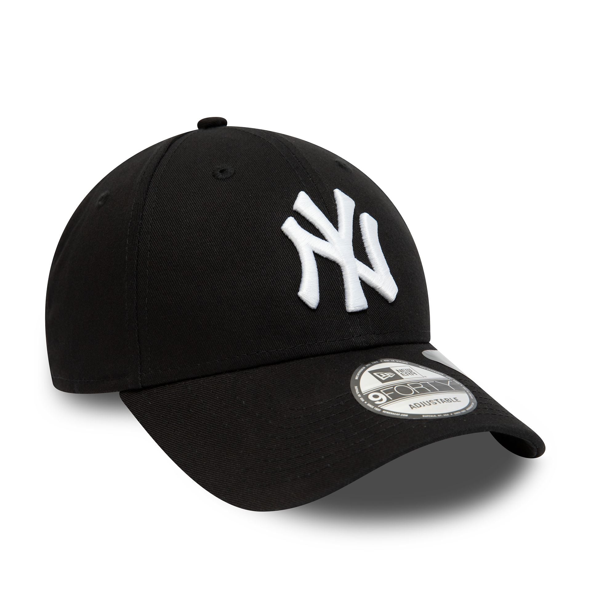 This is a New York Yankees Repreve League Essential Black 9FORTY Adjustable Cap 3