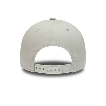 This is a Red Bull Essential Grey 9FORTY Adjustable Cap 4