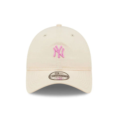 This is a New York Yankees Mini Logo Cream 9TWENTY Adjustable Cap 2