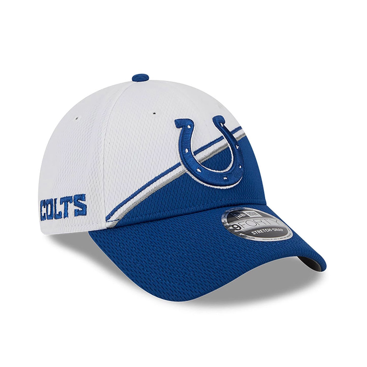 This is a Indianapolis Colts NFL Sideline 2023 White 9FORTY Stretch Snap Cap 4