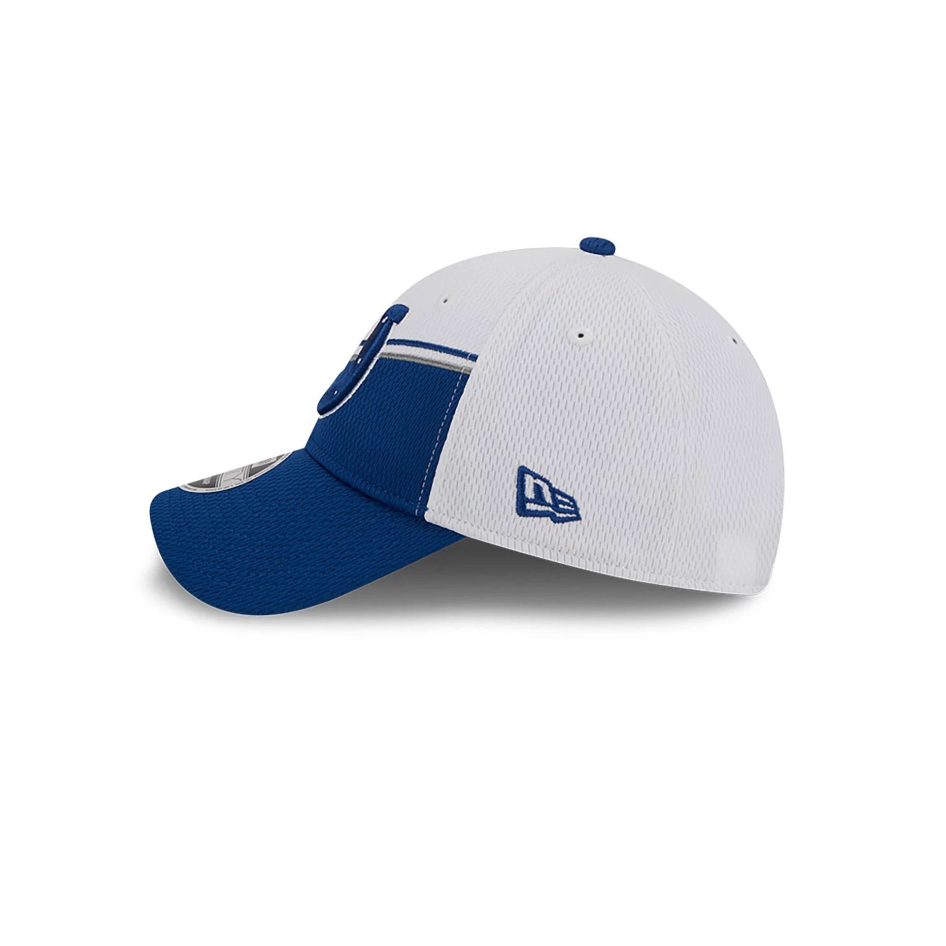 This is a Indianapolis Colts NFL Sideline 2023 White 9FORTY Stretch Snap Cap 5