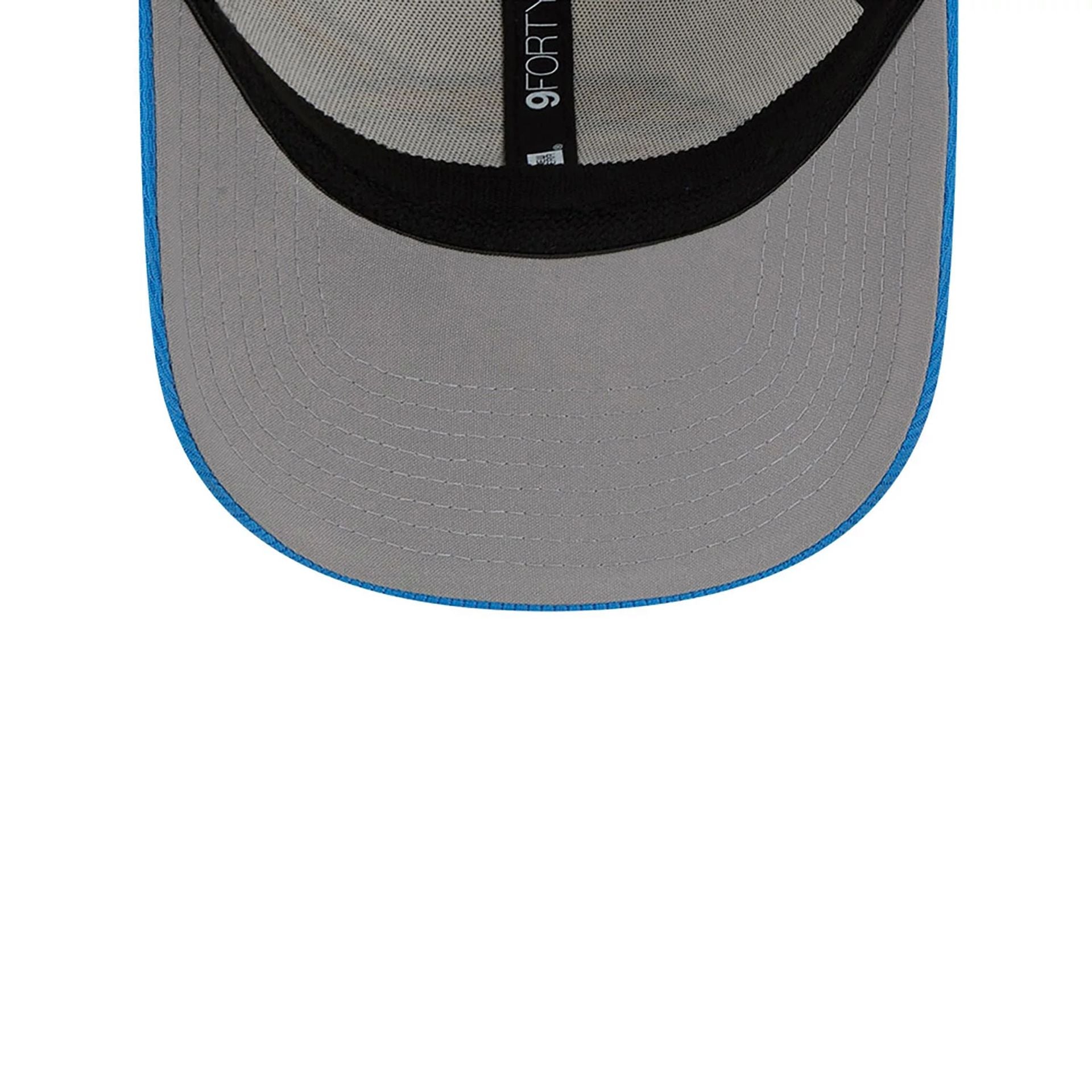 This is a LA Chargers NFL Sideline 2023 White 9FORTY Stretch Snap Cap 2