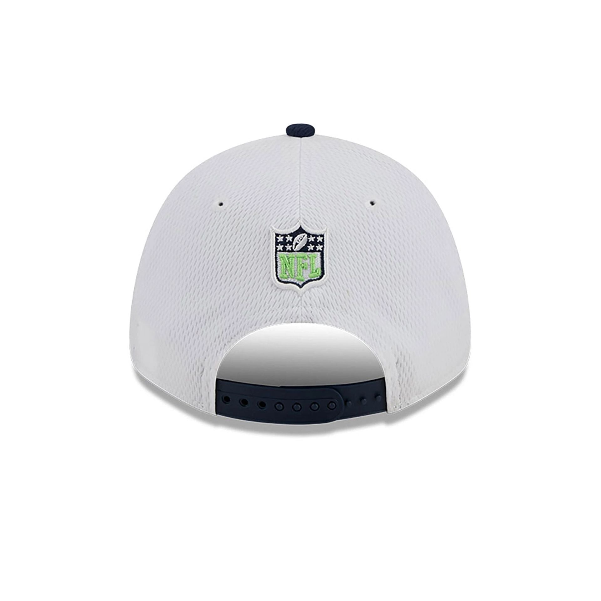 This is a Seattle Seahawks NFL Sideline 2023 White 9FORTY Stretch Snap Cap 6