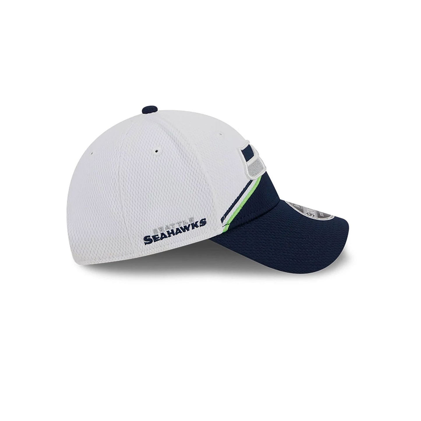 This is a Seattle Seahawks NFL Sideline 2023 White 9FORTY Stretch Snap Cap 7