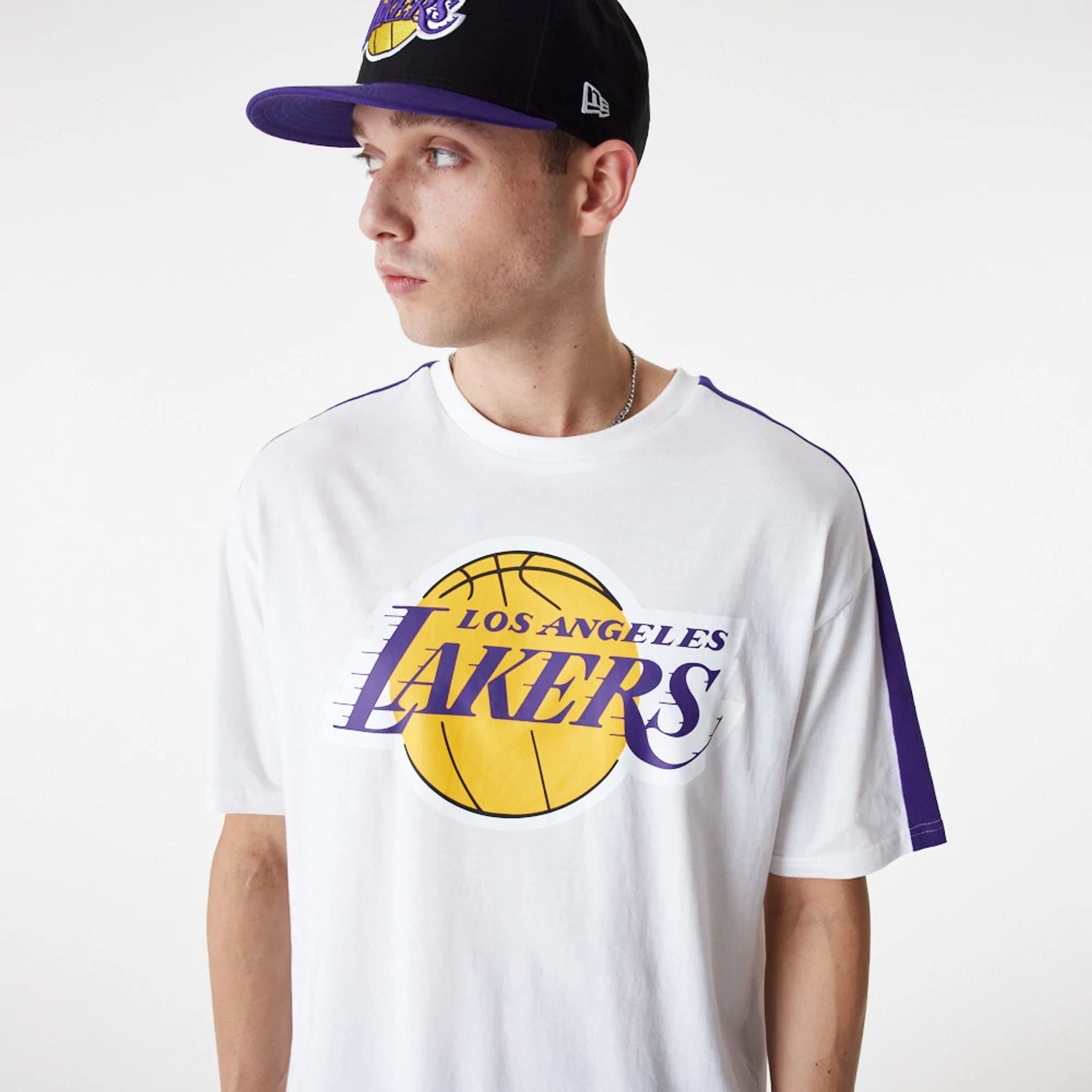 The Male model is wearing LA Lakers NBA Colour Block White Oversized T-Shirt 7