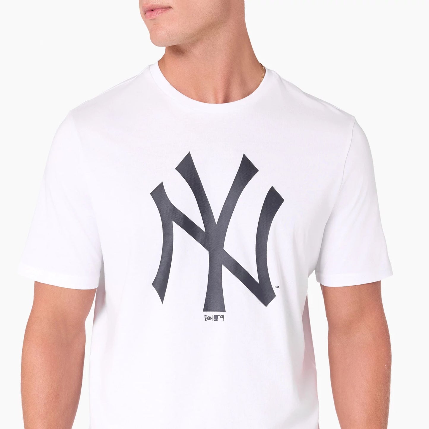 This is a New York Yankees MLB White T-Shirt 3