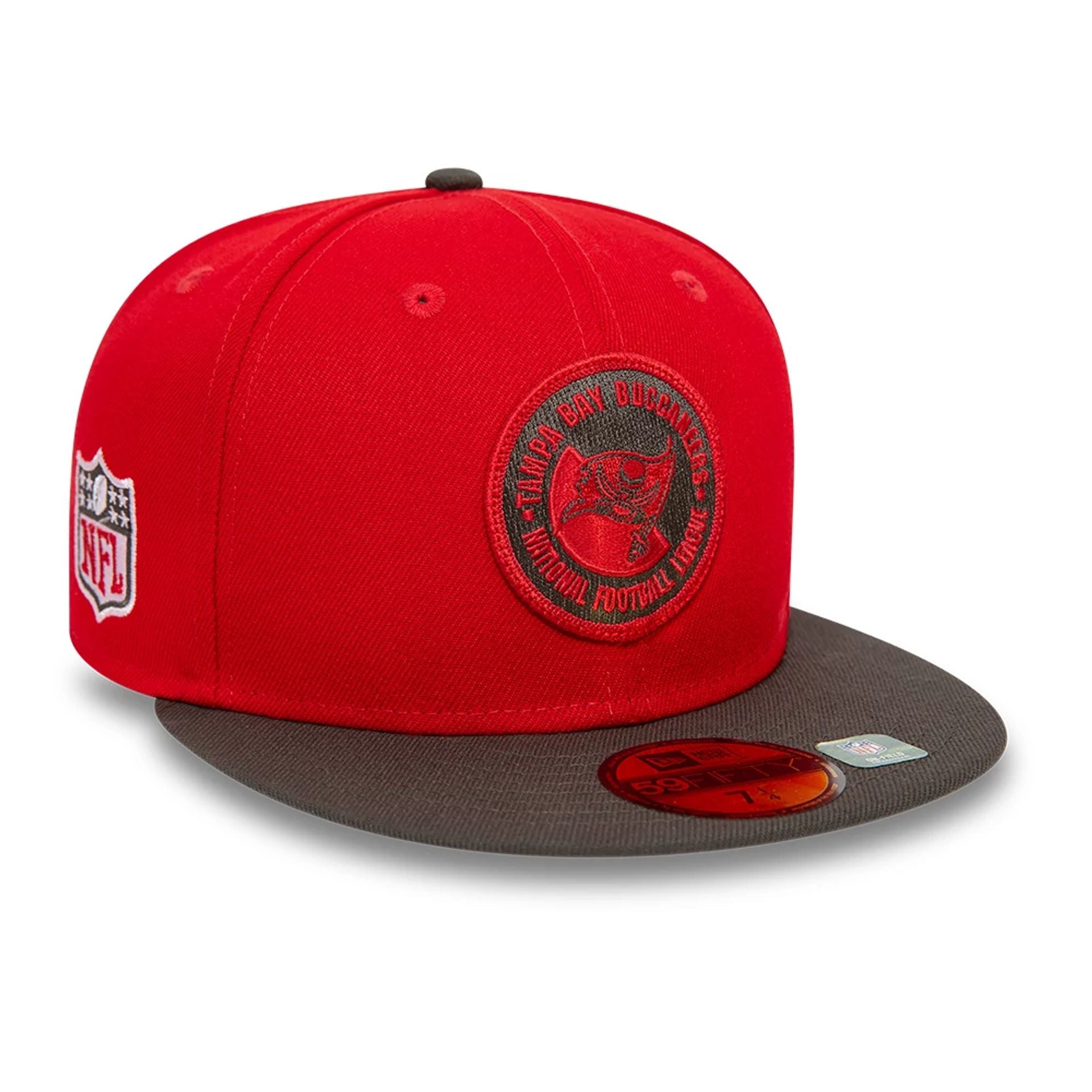 This is a Tampa Bay Buccaneers NFL Sideline 2023 Red 59FIFTY Fitted Cap 7