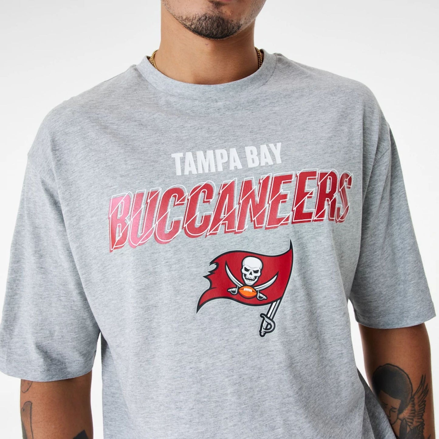 The Male model is wearing Tampa Bay Buccaneers NFL Script Graphic Grey Oversized T-Shirt 1