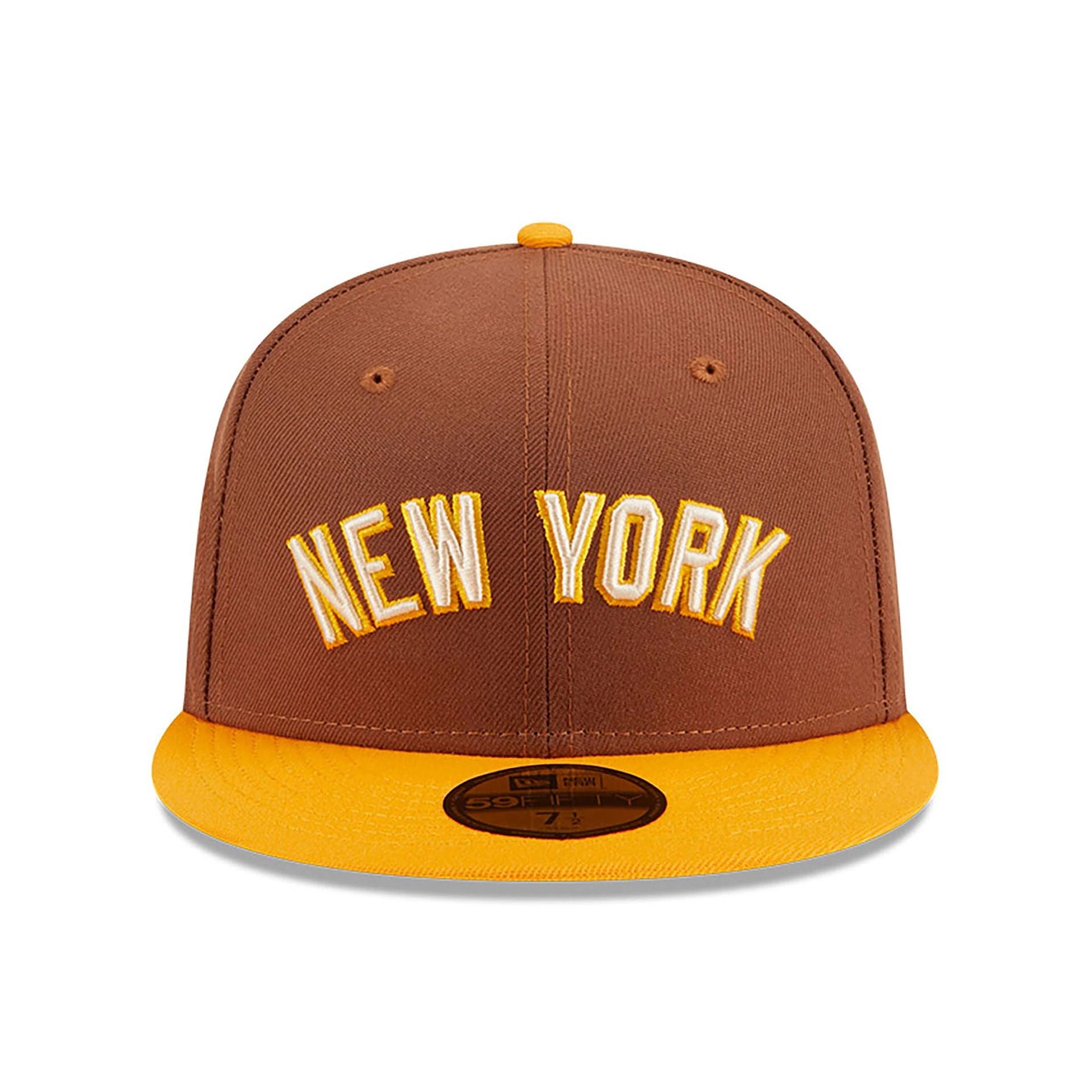 This is a New York Yankees Tiramisu Brown 59FIFTY Fitted Cap 3