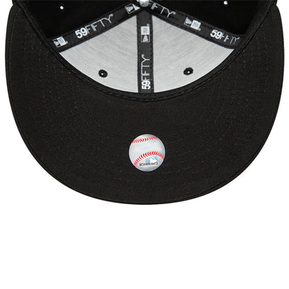 This is a Detroit Tigers MLB Black on Black 59FIFTY Fitted Cap 2