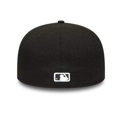 This is a San Francisco Giants MLB Black and White 59FIFTY Fitted Cap 3