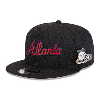 This is a Atlanta Braves Post-Up Pin Black 9FIFTY Adjustable Cap 3