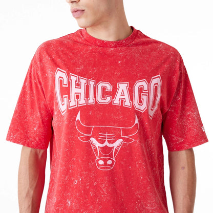 The Male model is wearing Chicago Bulls NBA Washed Red Oversized T-Shirt 3