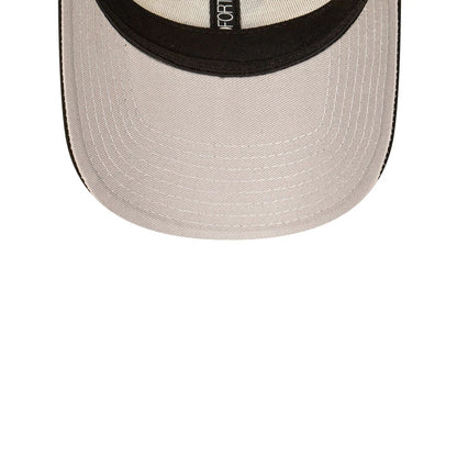 This is a Chicago White Sox 2Tone White 9FORTY Adjustable Cap 2