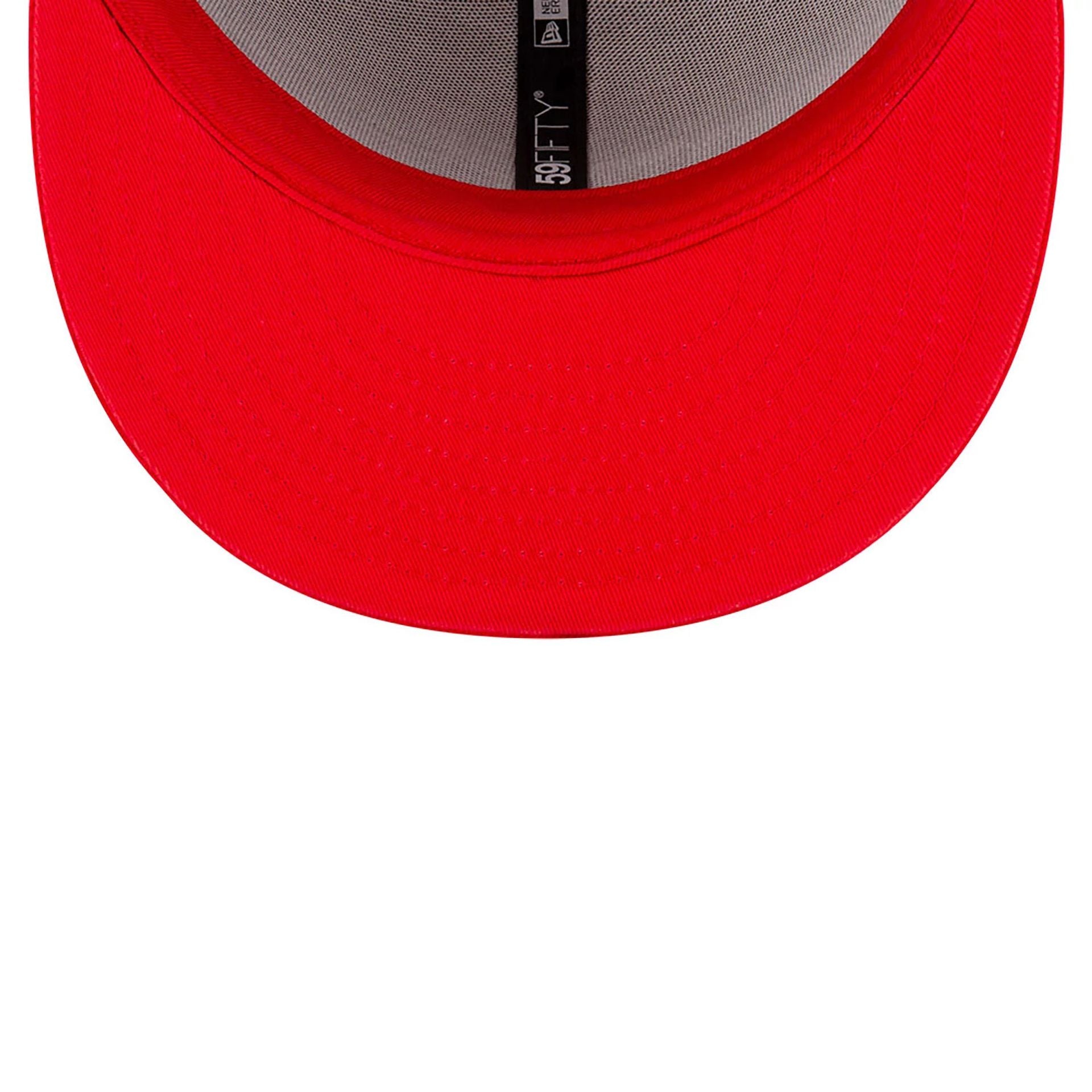 This is a Chicago Bulls NBA City Edition Beige 59FIFTY Fitted Cap 2