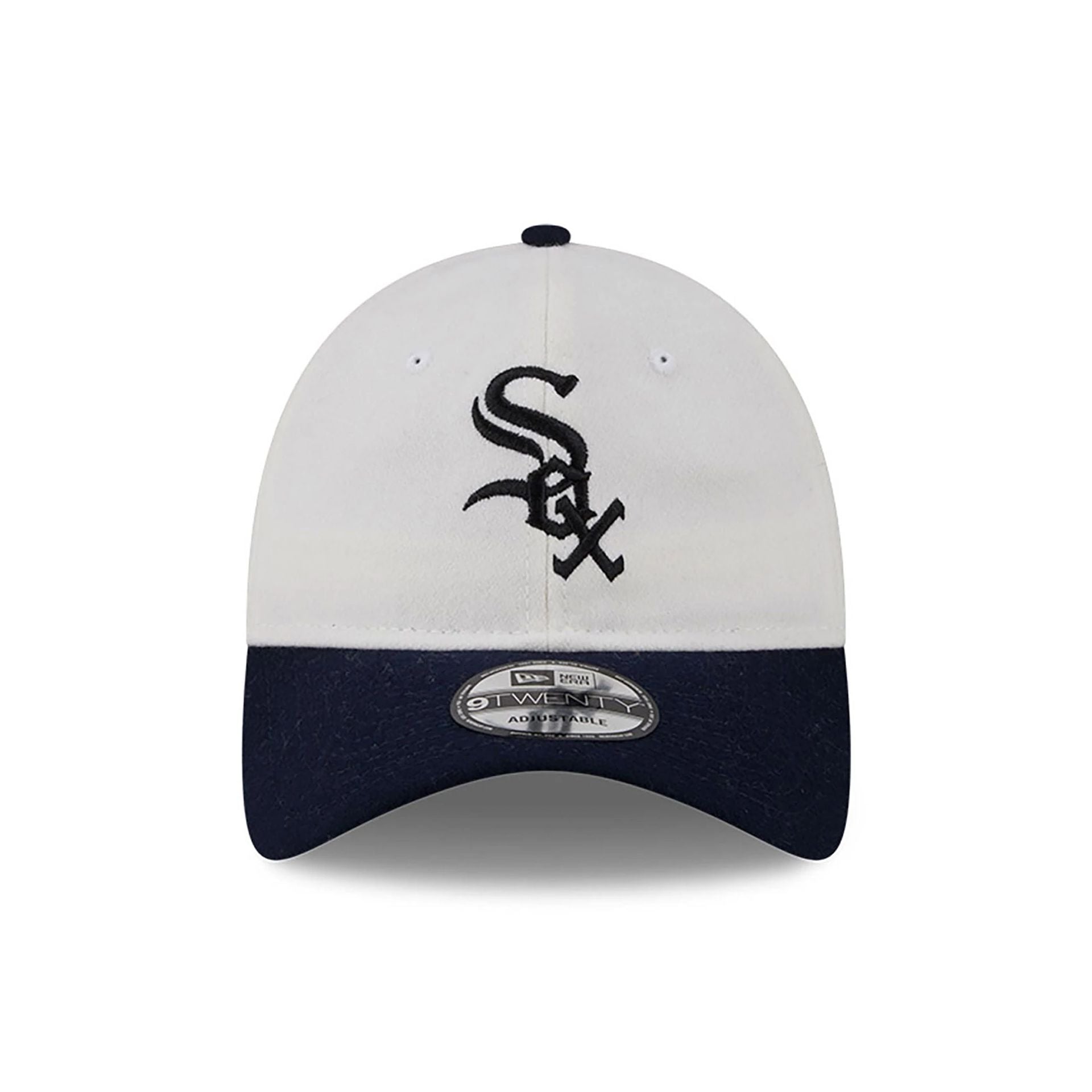 This is a Chicago White Sox Leather Strap Chrome White 9TWENTY Adjustable Cap 3