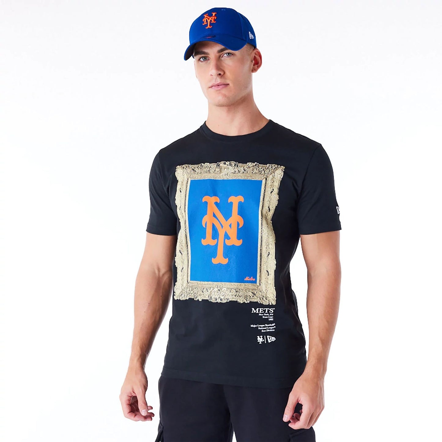 The Male model is wearing New York Mets Curated Customs Black T-Shirt 1