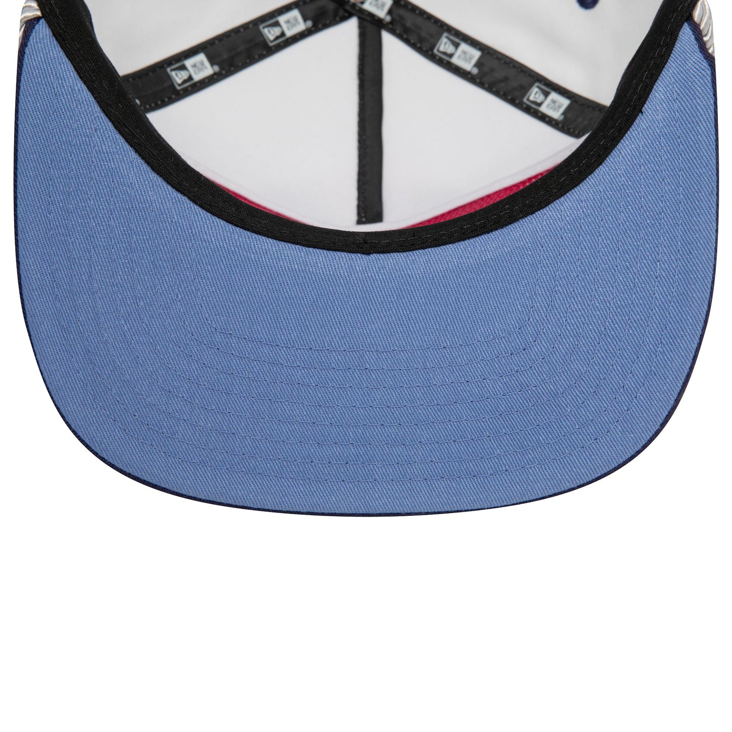 This is a New Era Graphic White Golfer Cap 5