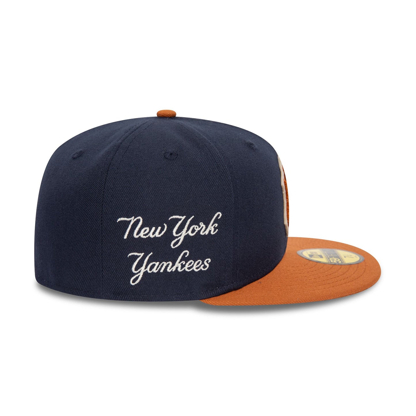 This is a New York Yankees Boucle Navy 59FIFTY Fitted Cap 6