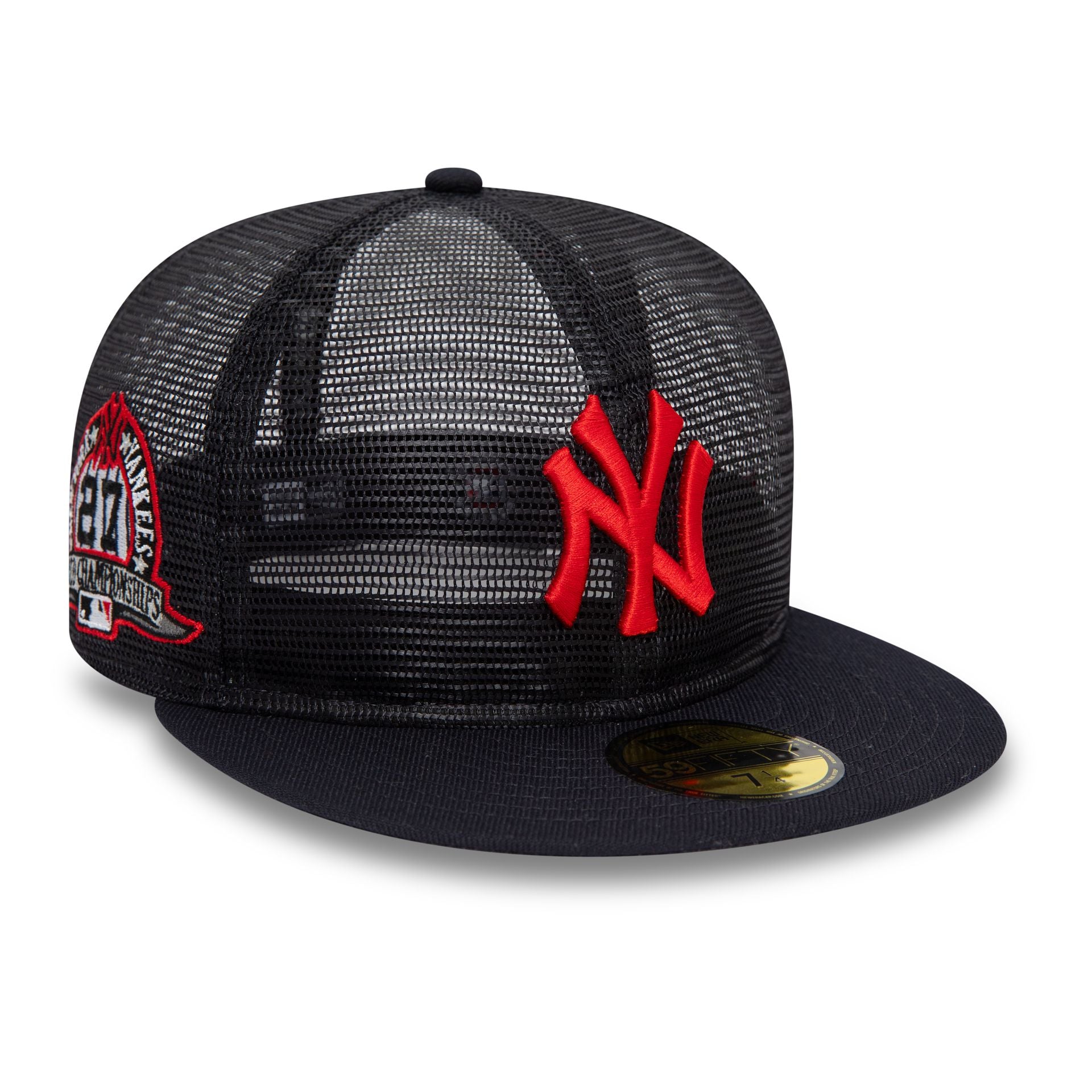 This is a New York Yankees MLB Mesh Patch Navy 59FIFTY Fitted Cap 1