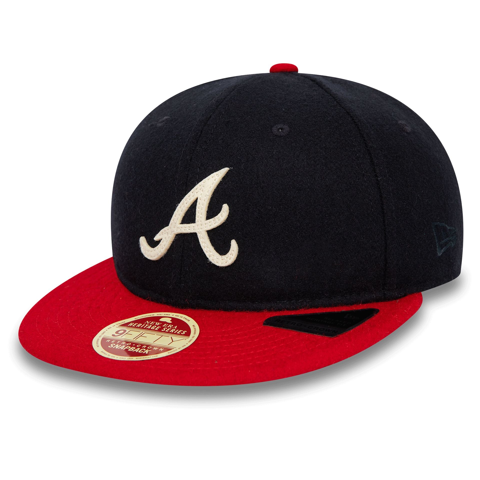 This is a Atlanta Braves Heritage Series Navy Retro Crown 9FIFTY Strapback Cap 1