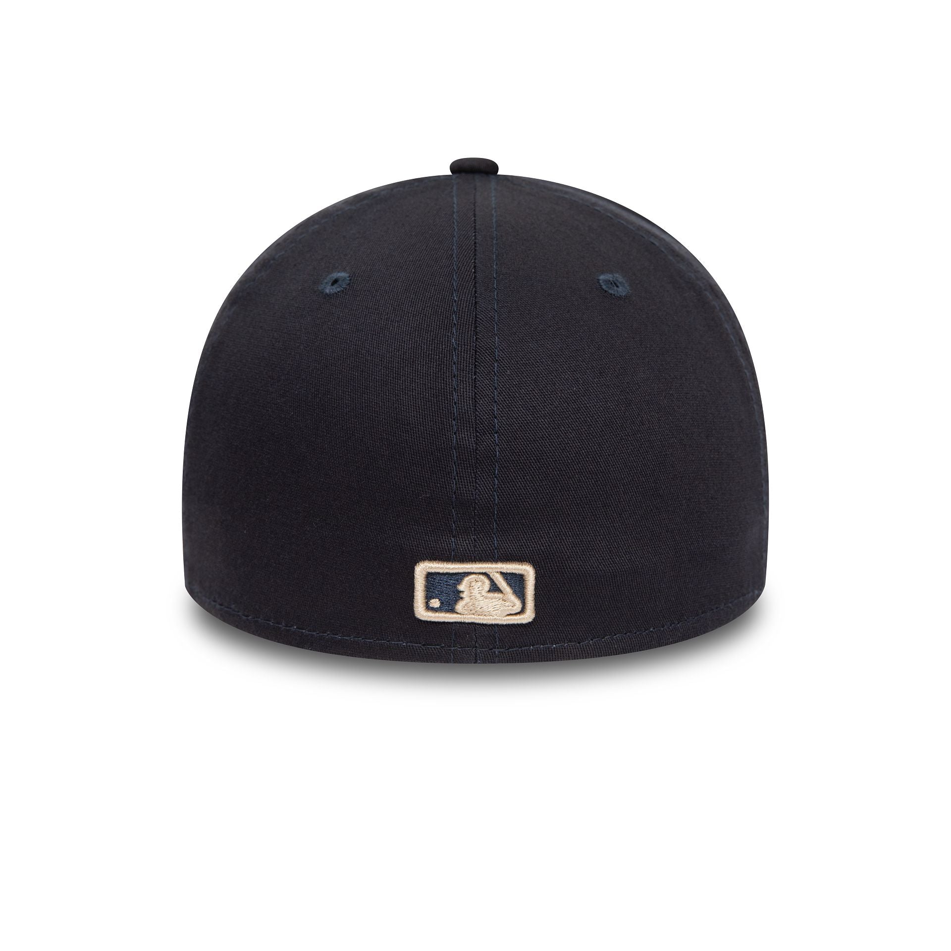 This is a New York Yankees League Essential Navy 39THIRTY Stretch Fit Cap 4