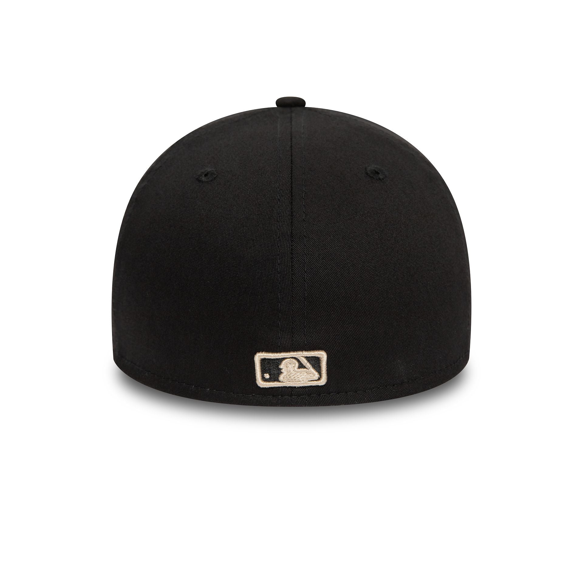 This is a New York Yankees League Essential Black 39THIRTY Stretch Fit Cap 3