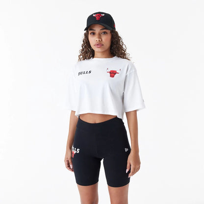 The Female model is wearing Chicago Bulls Womens NBA Team Logo White Crop T-Shirt 1