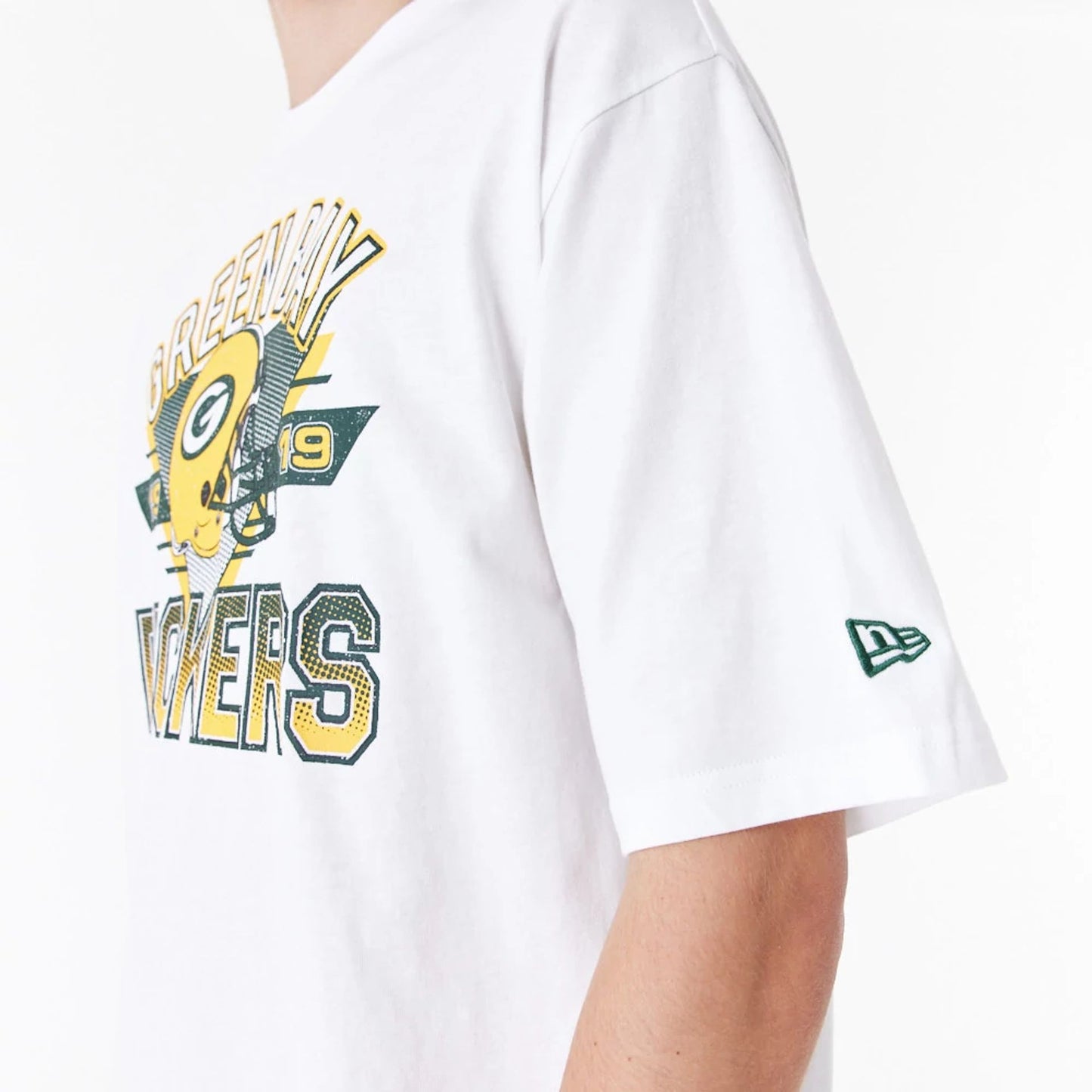 The Male model is wearing Green Bay Packers NFL White Oversized T-Shirt 3