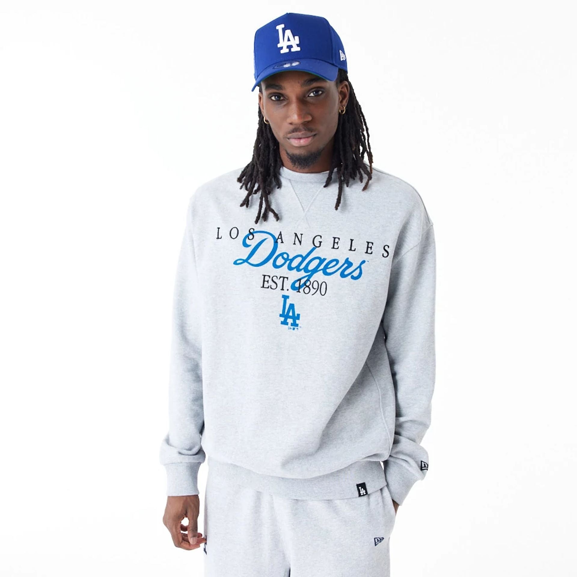 The Male model is wearing LA Dodgers MLB Lifestyle Grey Crew Neck Sweatshirt 1