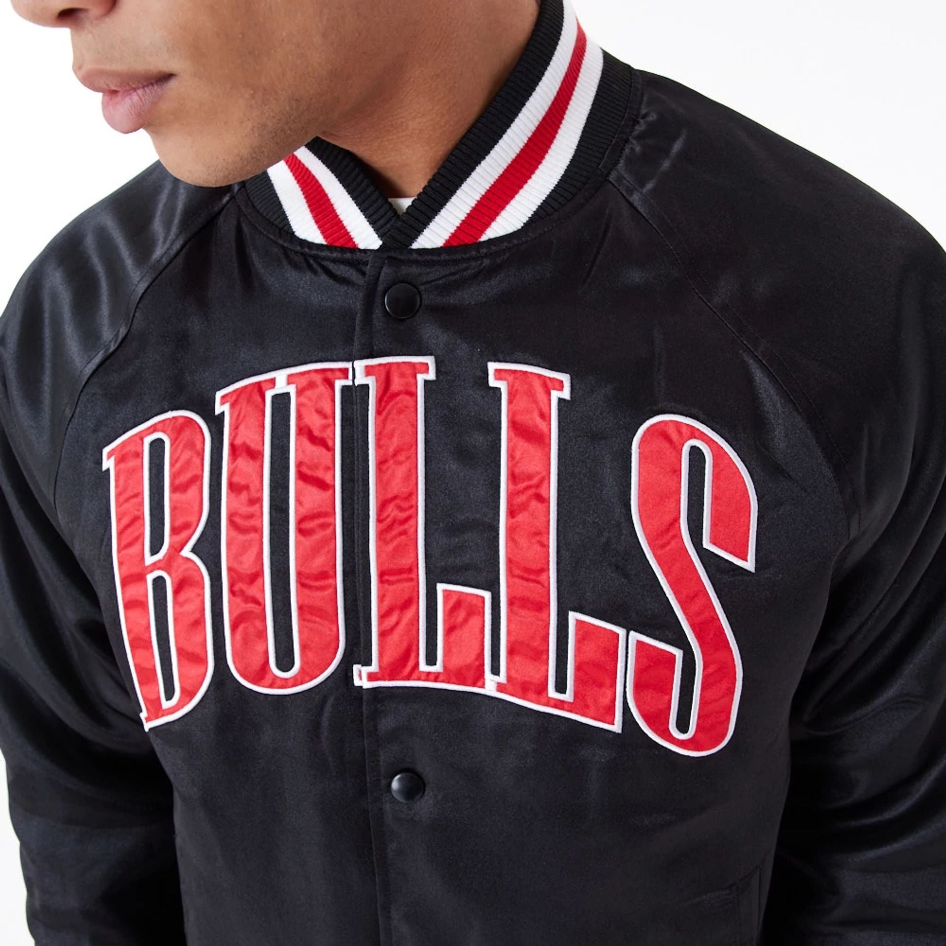 The Male model is wearing Chicago Bulls NBA Applique Satin Black Bomber Jacket 3