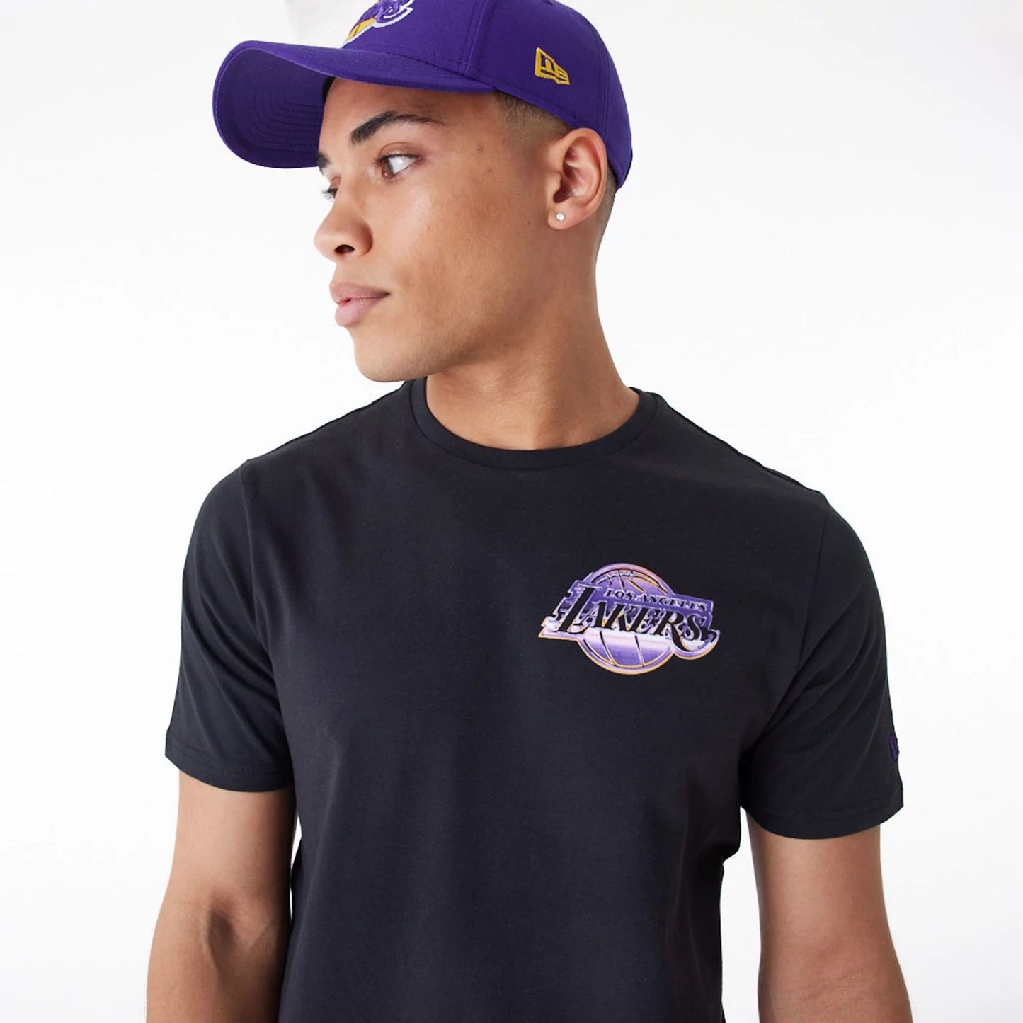 The Male model is wearing LA Lakers NBA Holographic Black Oversized T-Shirt 1